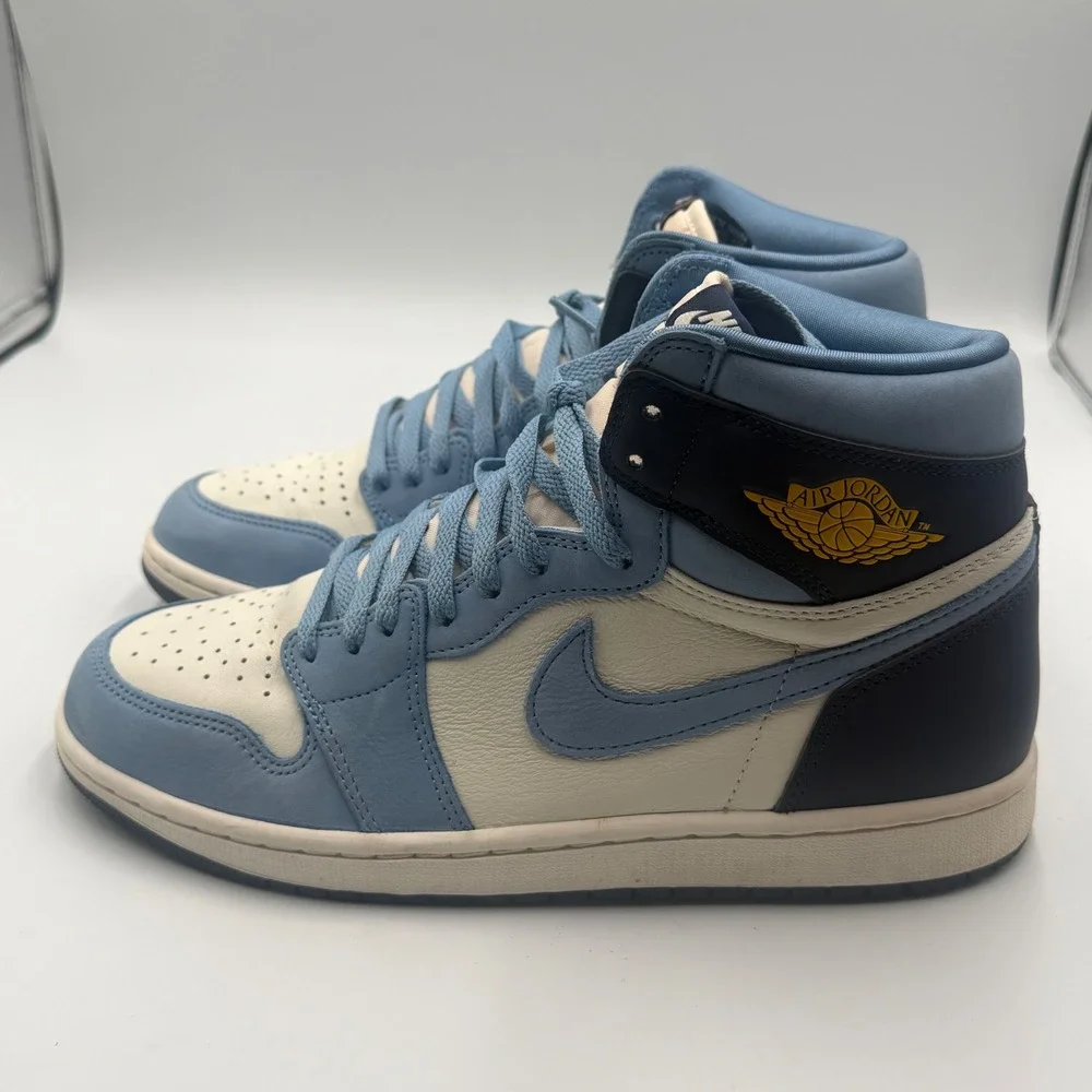 Nike Air Jordan 1 Retro High OG First In Flight University Blue  9.5  FD2596-400